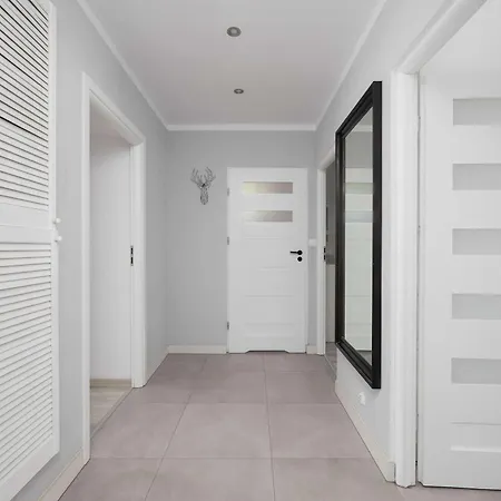 Modern & Bright Promenada Park Mokotow By Renters