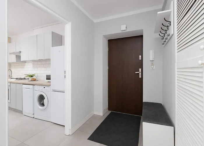 Modern & Bright Promenada Park Mokotow By Renters Warszawa